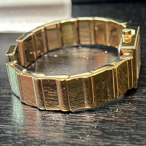Vintage Joan Rivers Classics Collection Gold MOP Clamp Cuff Bracelet Watch - Picture 12 of 17